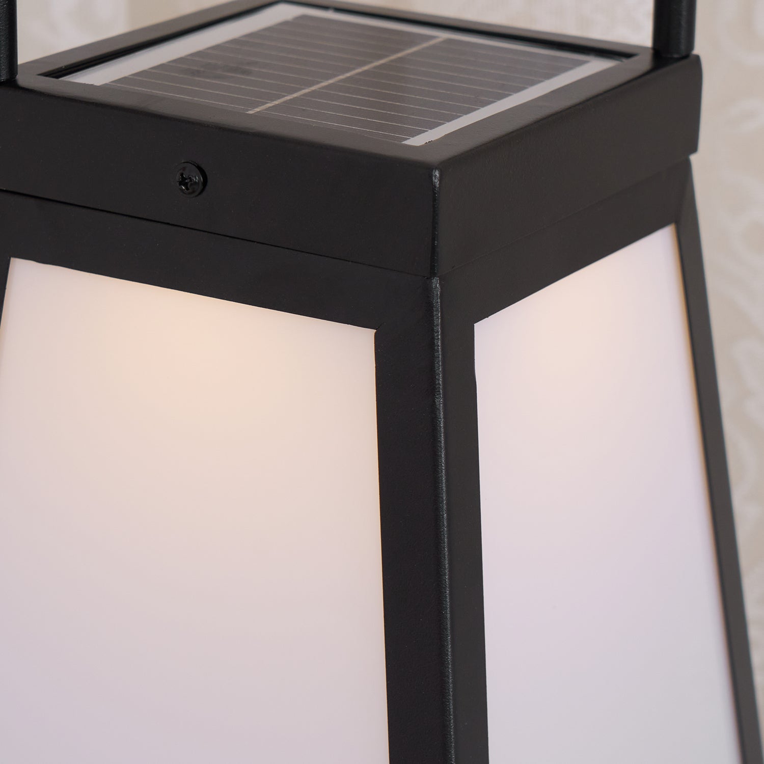 roam-lantern-garden-solar-outdoor-lamp-anzaz--57