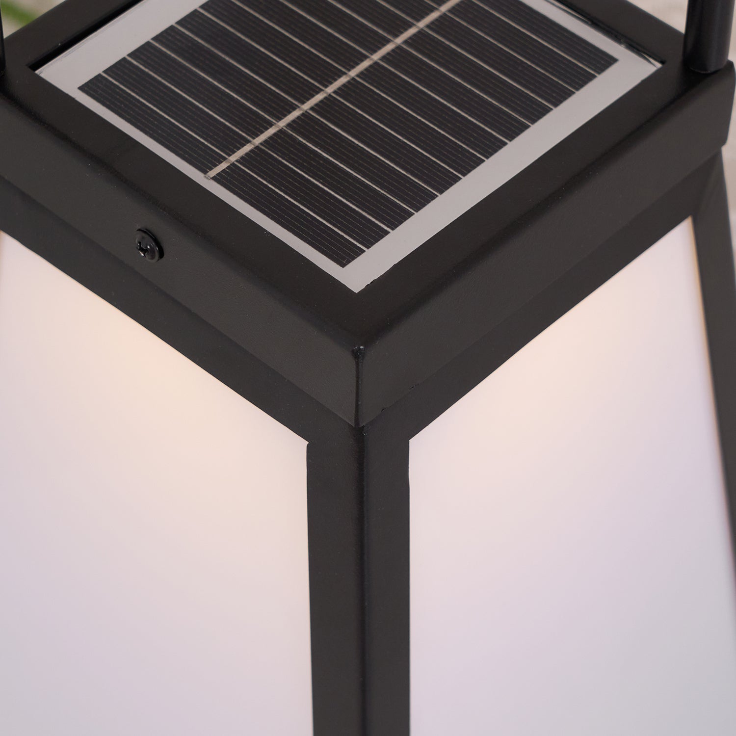 roam-lantern-garden-solar-outdoor-lamp-anzaz--58