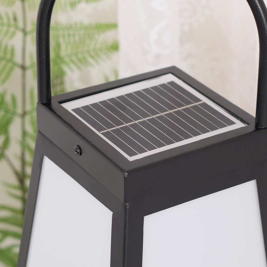 roam-lantern-garden-solar-outdoor-lamp-anzaz--53