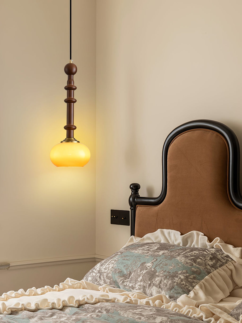 roma-pendant-lamp-anzaz-Walnut Color & Gold-3