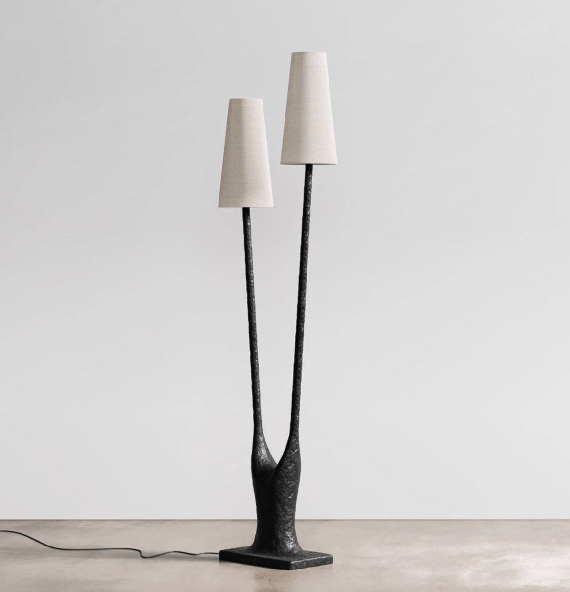 roots-floor-lamp-anzaz-Black & White-3