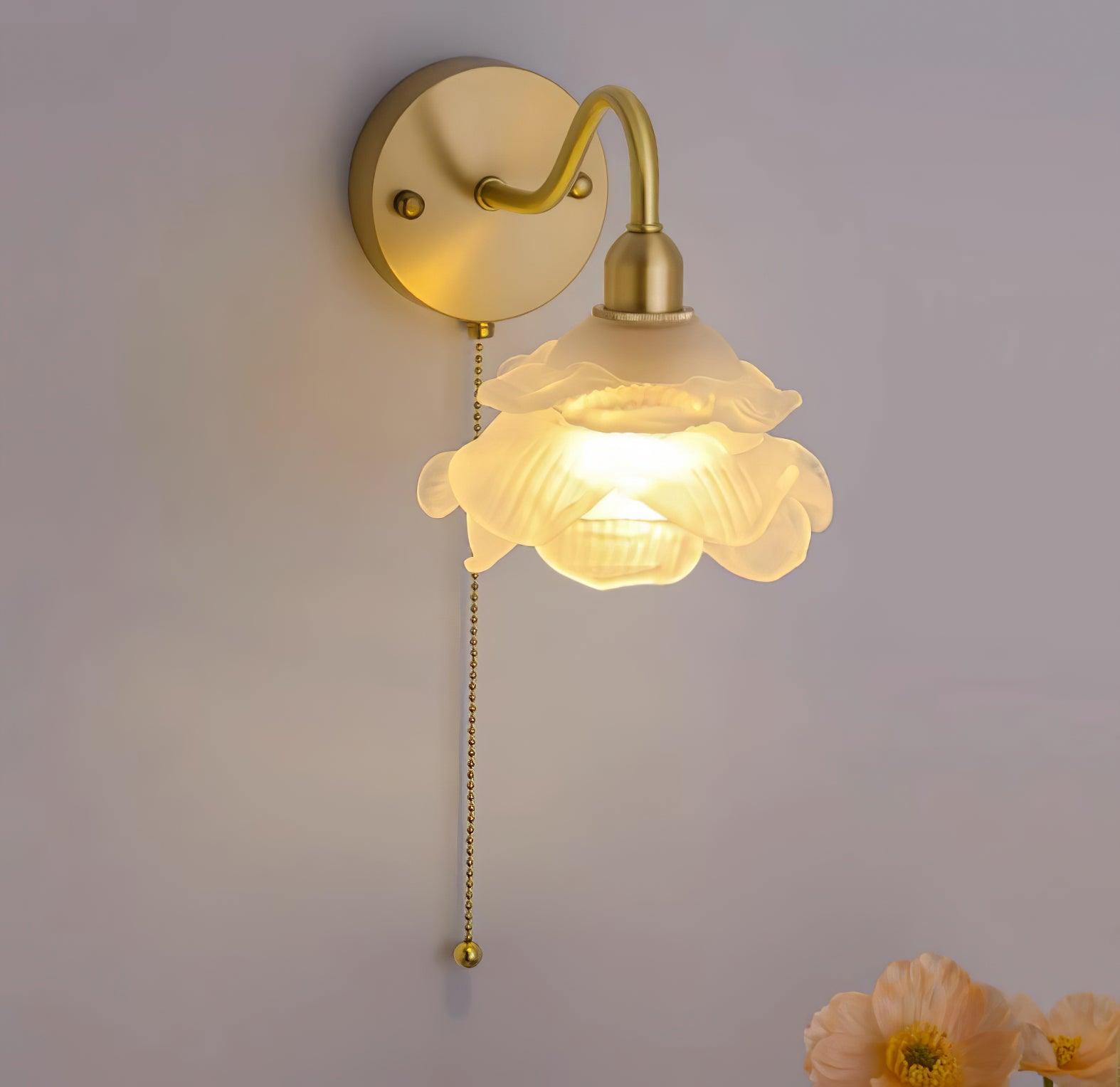 rose-brass-wall-light-anzaz--10