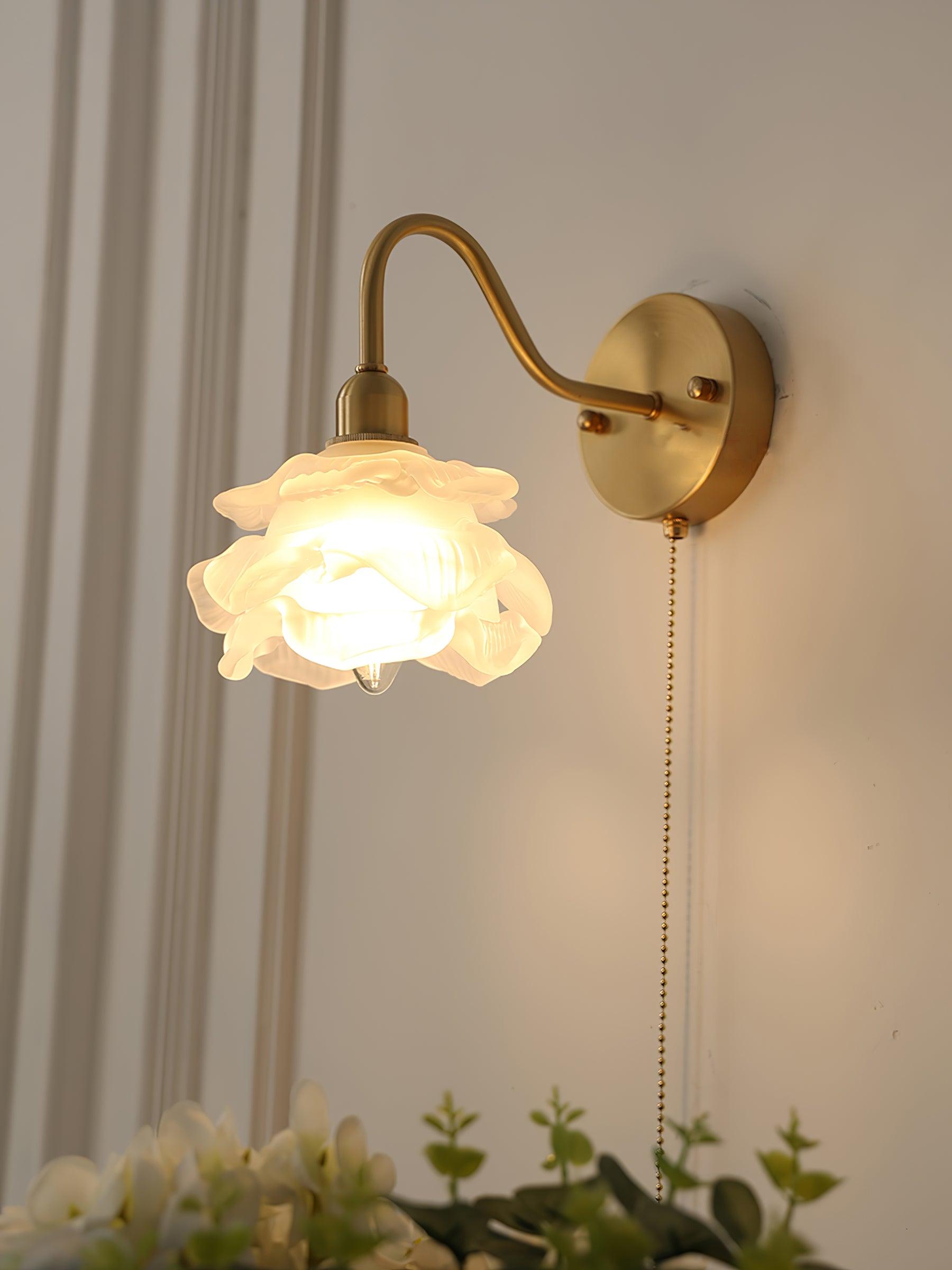 rose-brass-wall-light-anzaz--18