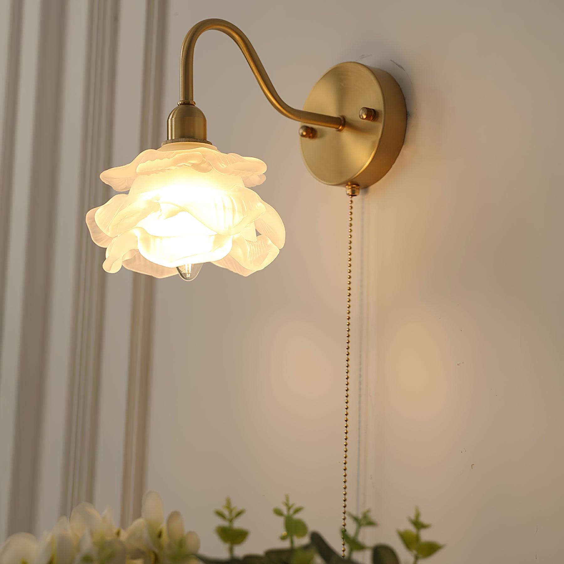 rose-brass-wall-light-anzaz--4