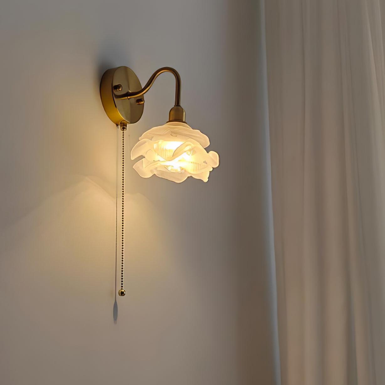 rose-brass-wall-light-anzaz--5