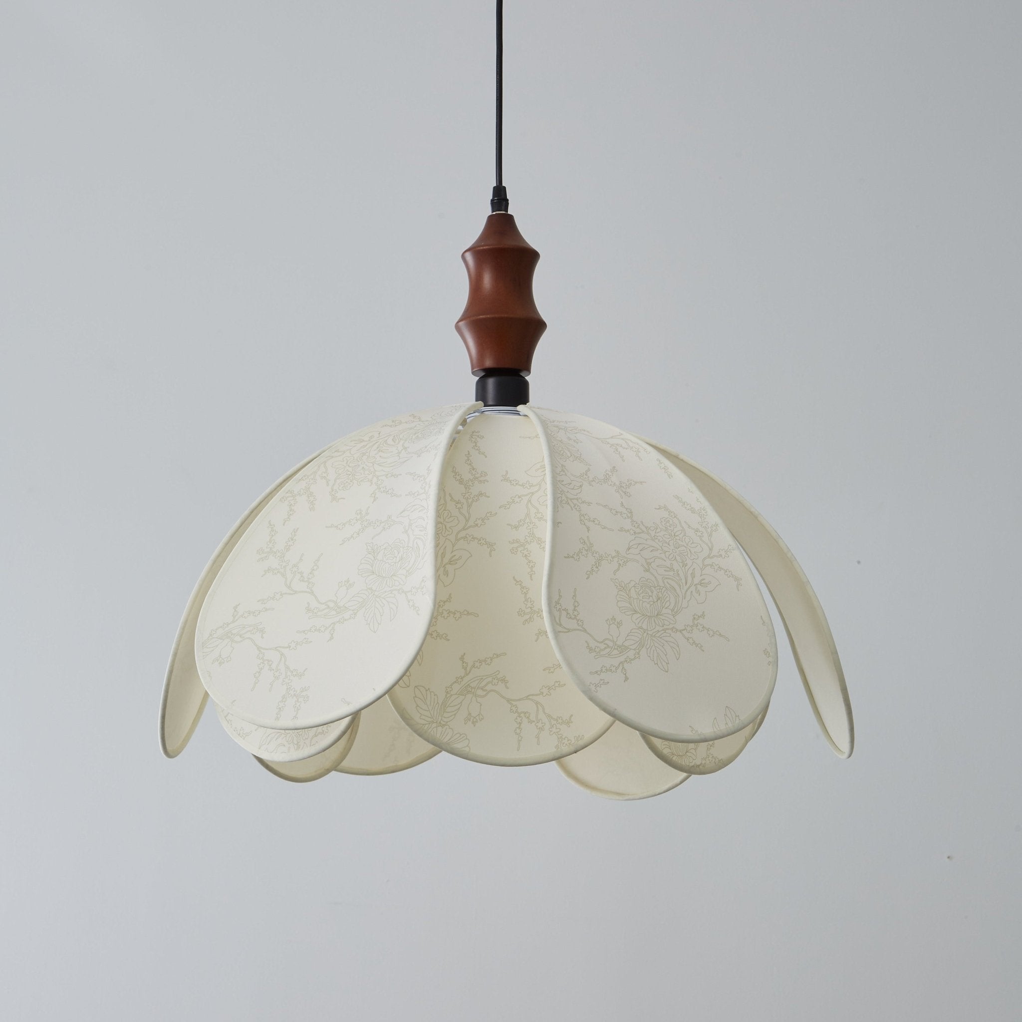 roswyn-petal-pendant-lamp-anzaz--7