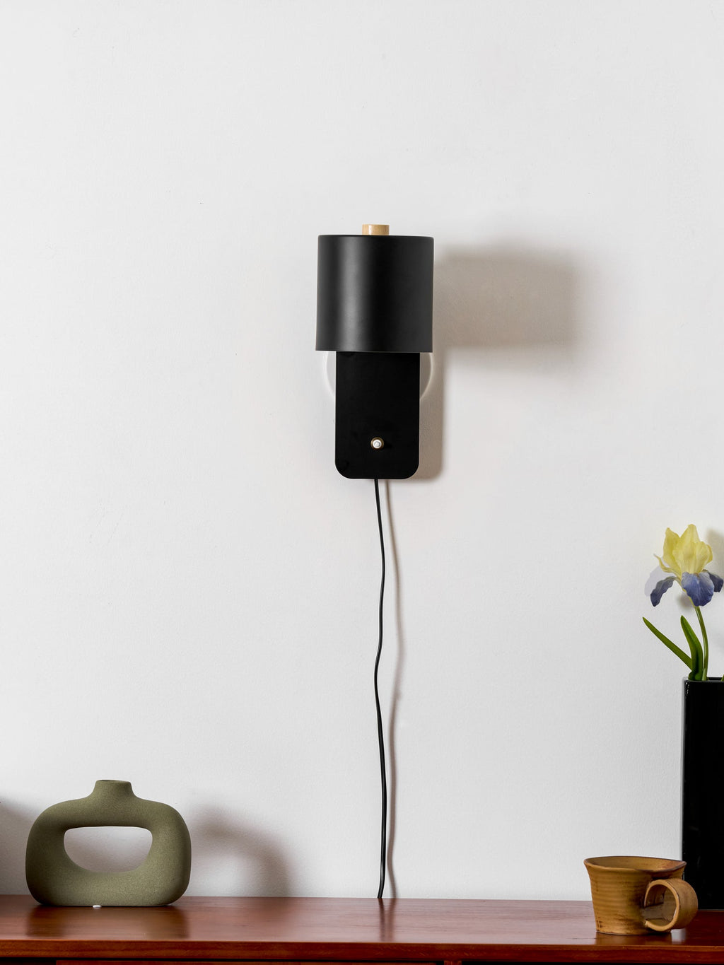 rotatable-cylinder-plug-in-wall-lamp-anzaz--23