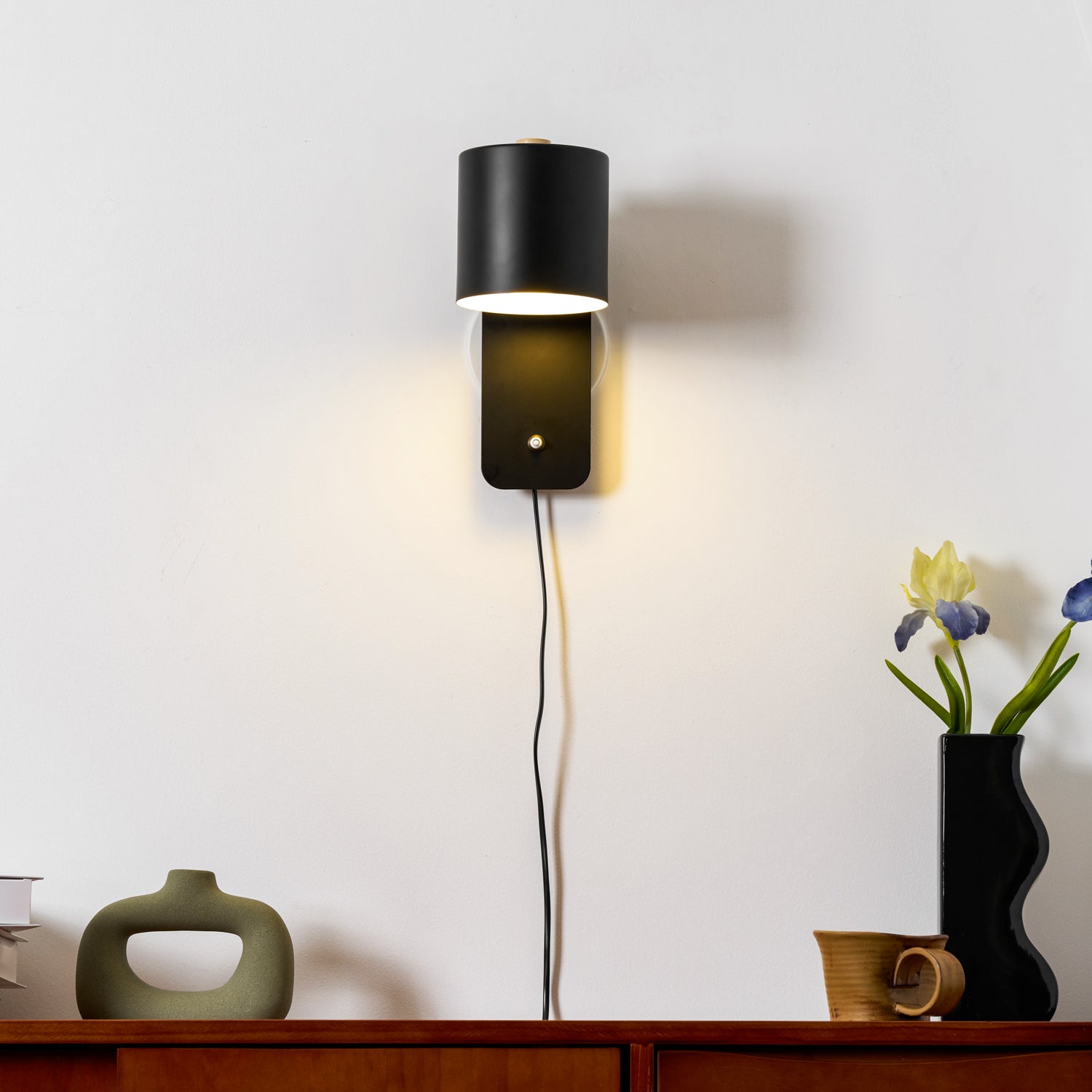 rotatable-cylinder-plug-in-wall-lamp-anzaz--19