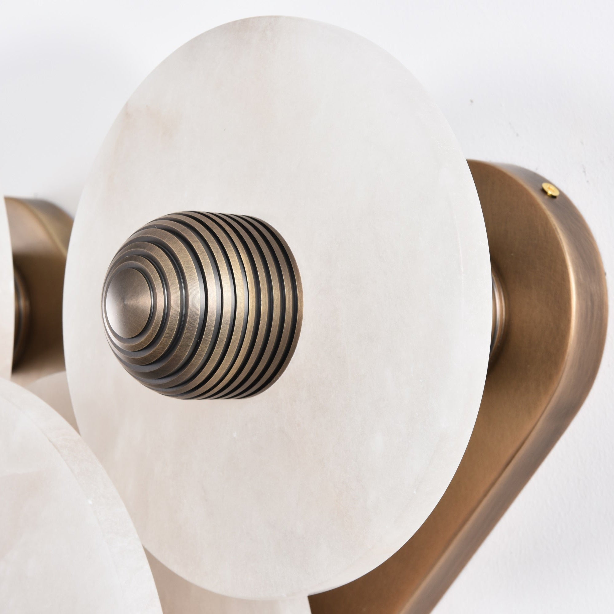 nayra-alabaster-wall-lamp-anzaz--43