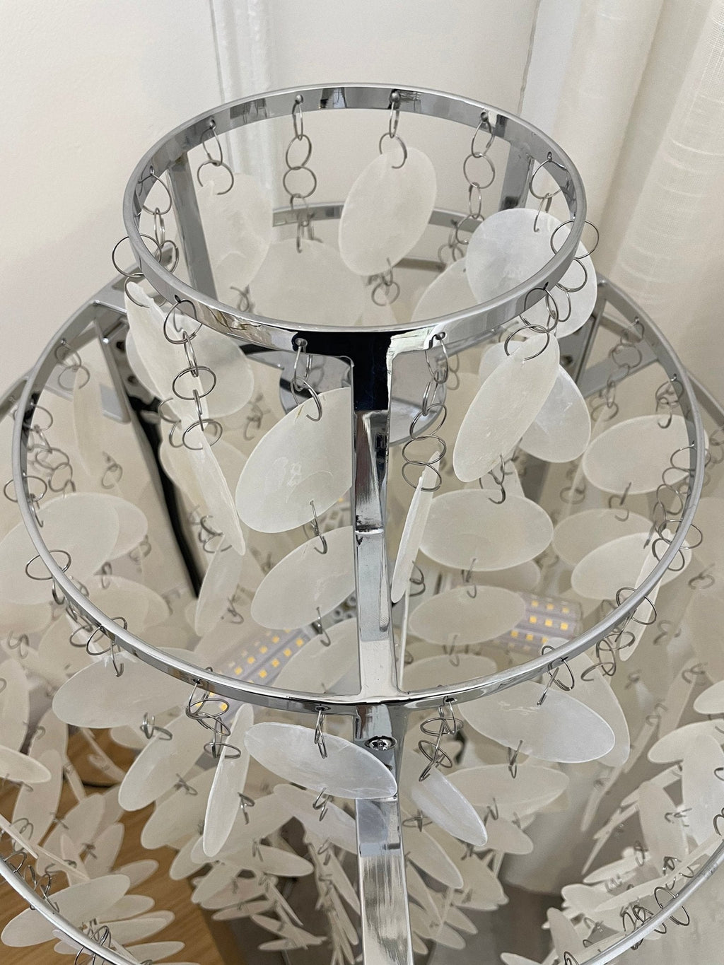 round-shell-table-lamp-anzaz--33