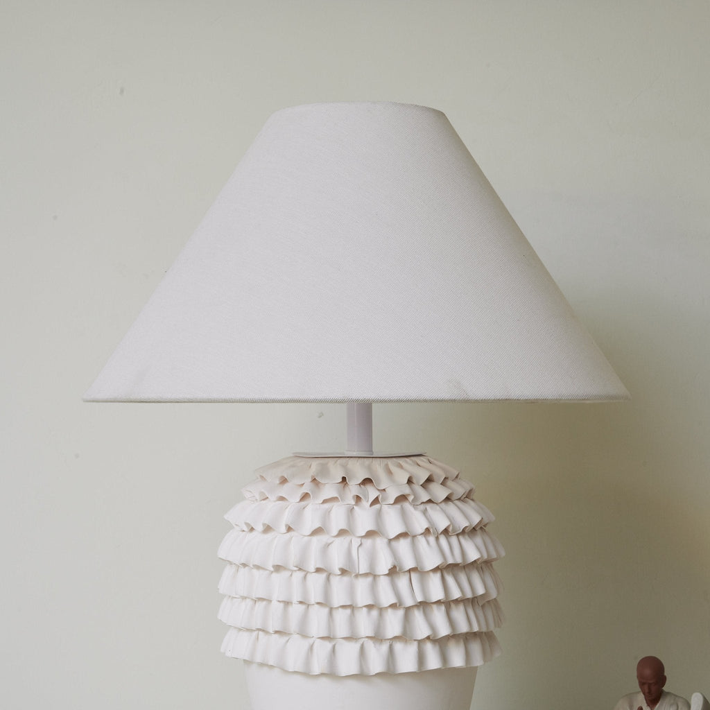 ruffle-ceramic-table-lamp-anzaz--9