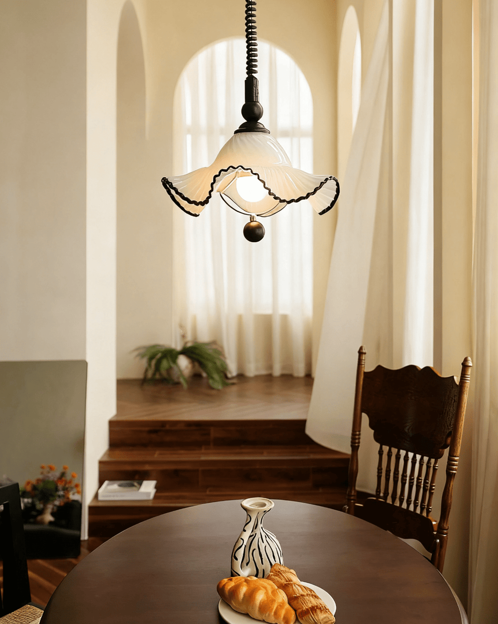 ruffled-shade-pendant-lamp-anzaz--4
