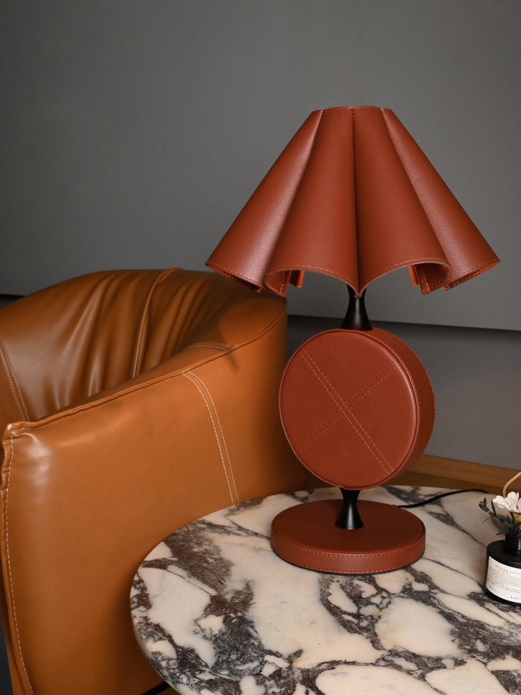 saddle-stitch-table-lamp-anzaz--11