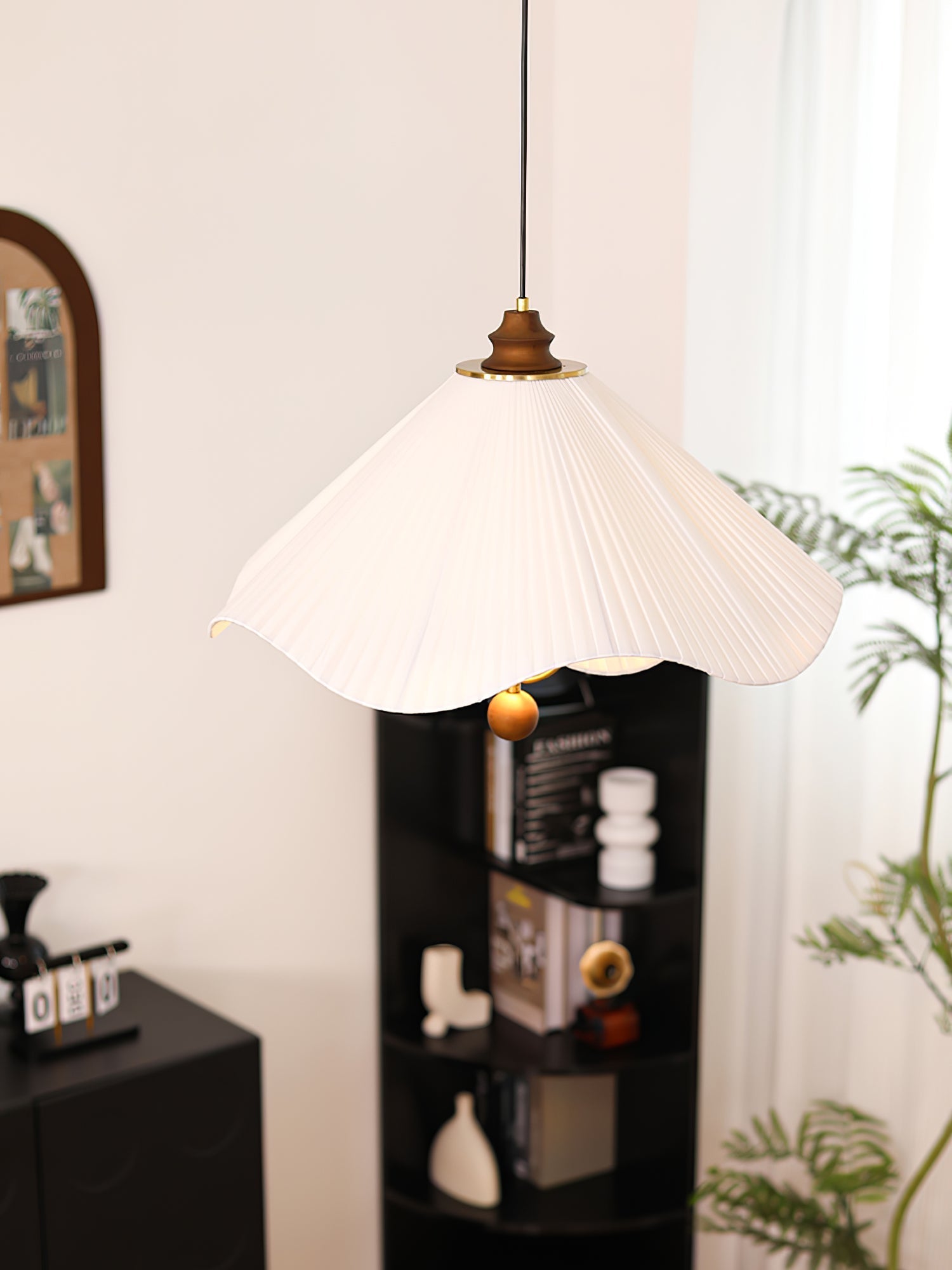 scallop-edge-pendant-light-anzaz--13