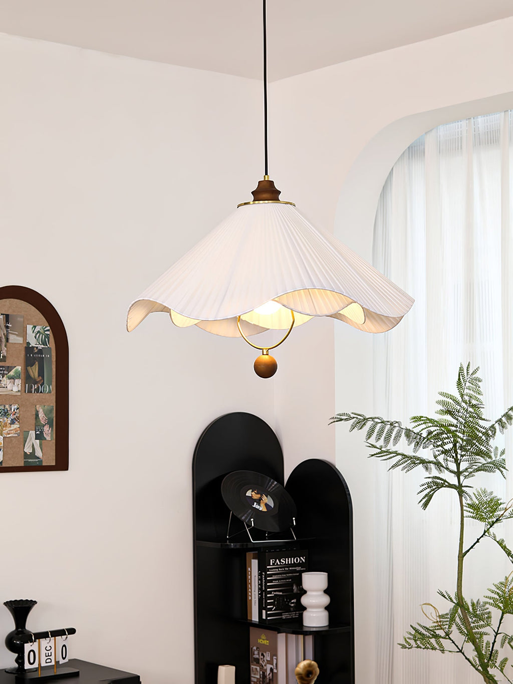 scallop-edge-pendant-light-anzaz--4