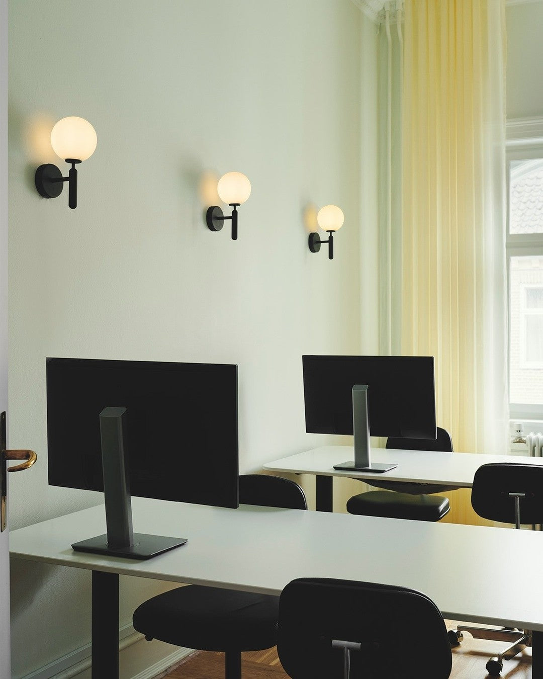scandiluxe-wall-light-anzaz--64