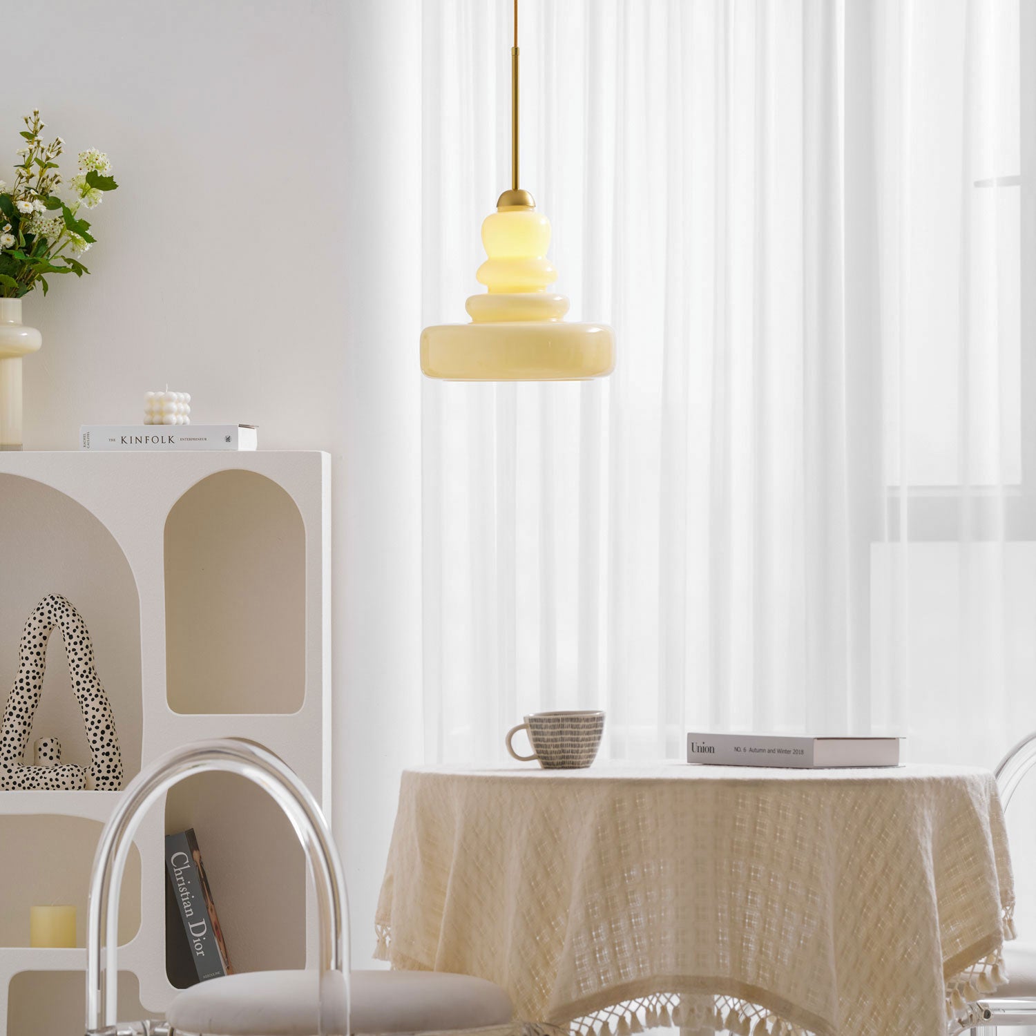 schoolhouse-glass-pendant-light-anzaz--17