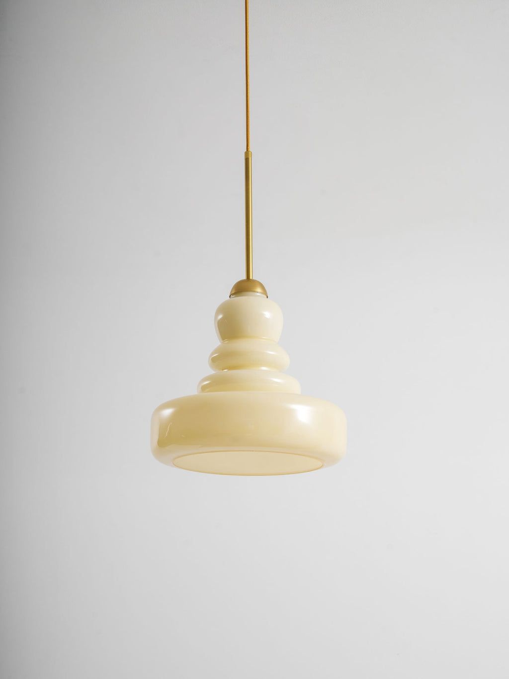schoolhouse-glass-pendant-light-anzaz--30