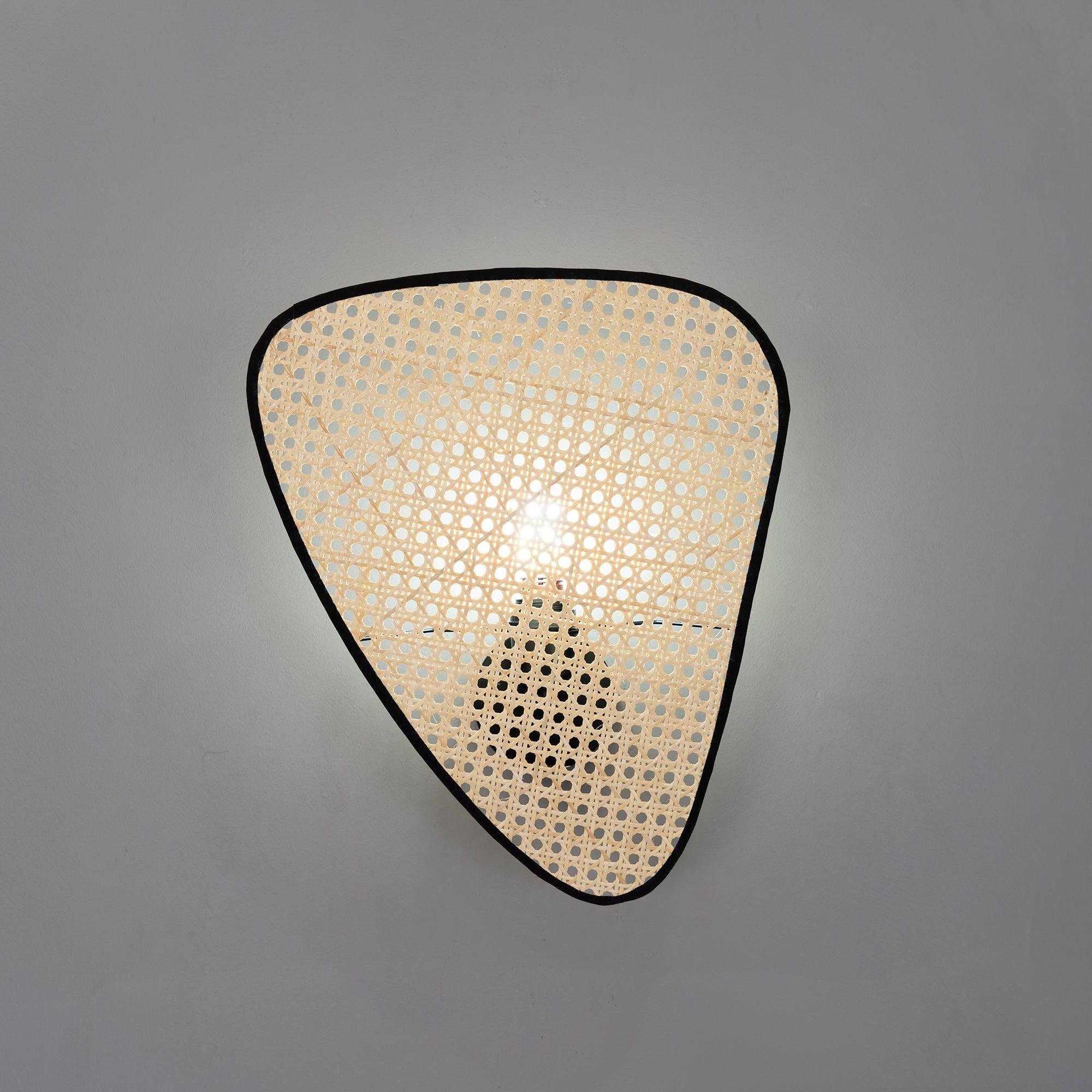 screen-cannage-wall-light-anzaz--43