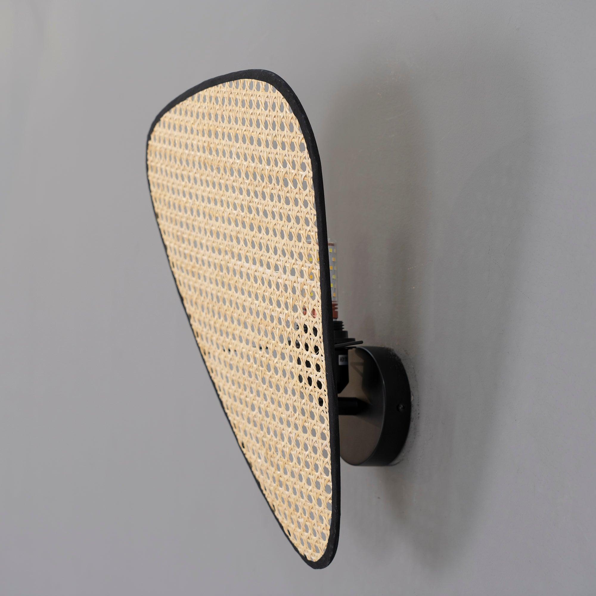 screen-cannage-wall-light-anzaz--37