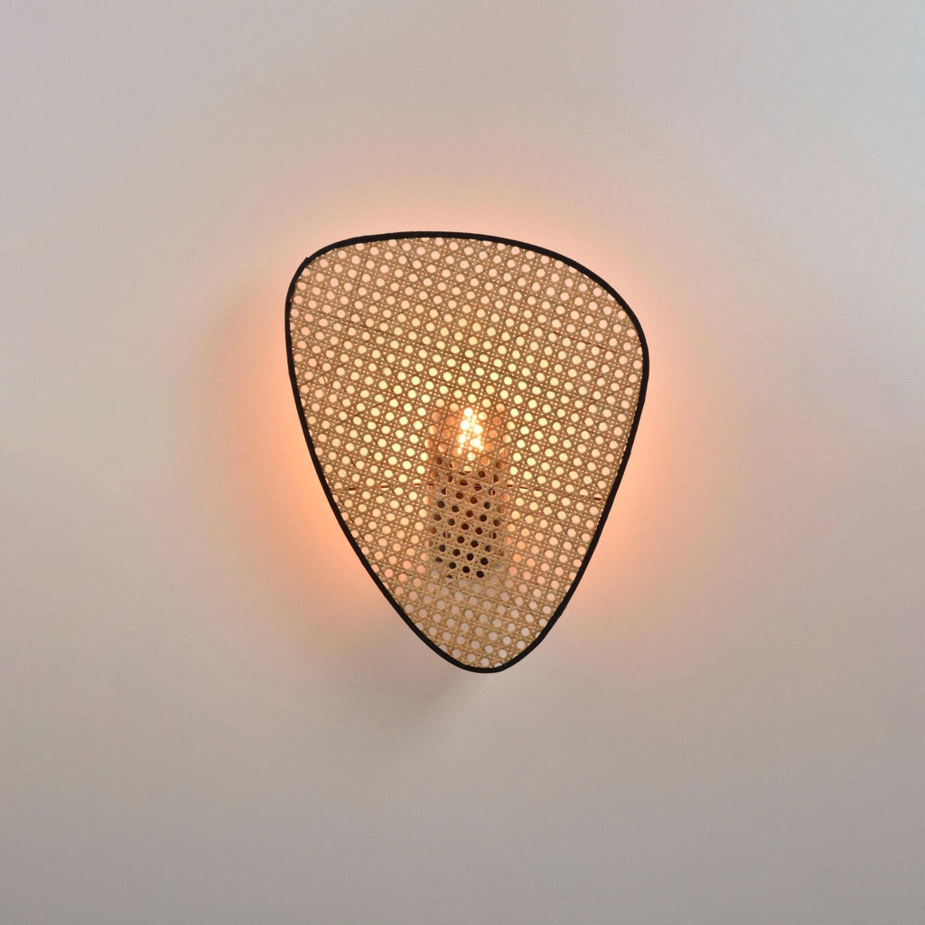 screen-cannage-wall-light-anzaz--10