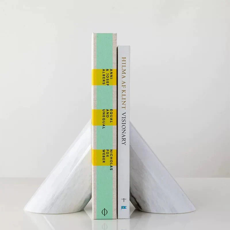 sculpted-marble-bookends-anzaz-Bvlgari black-4