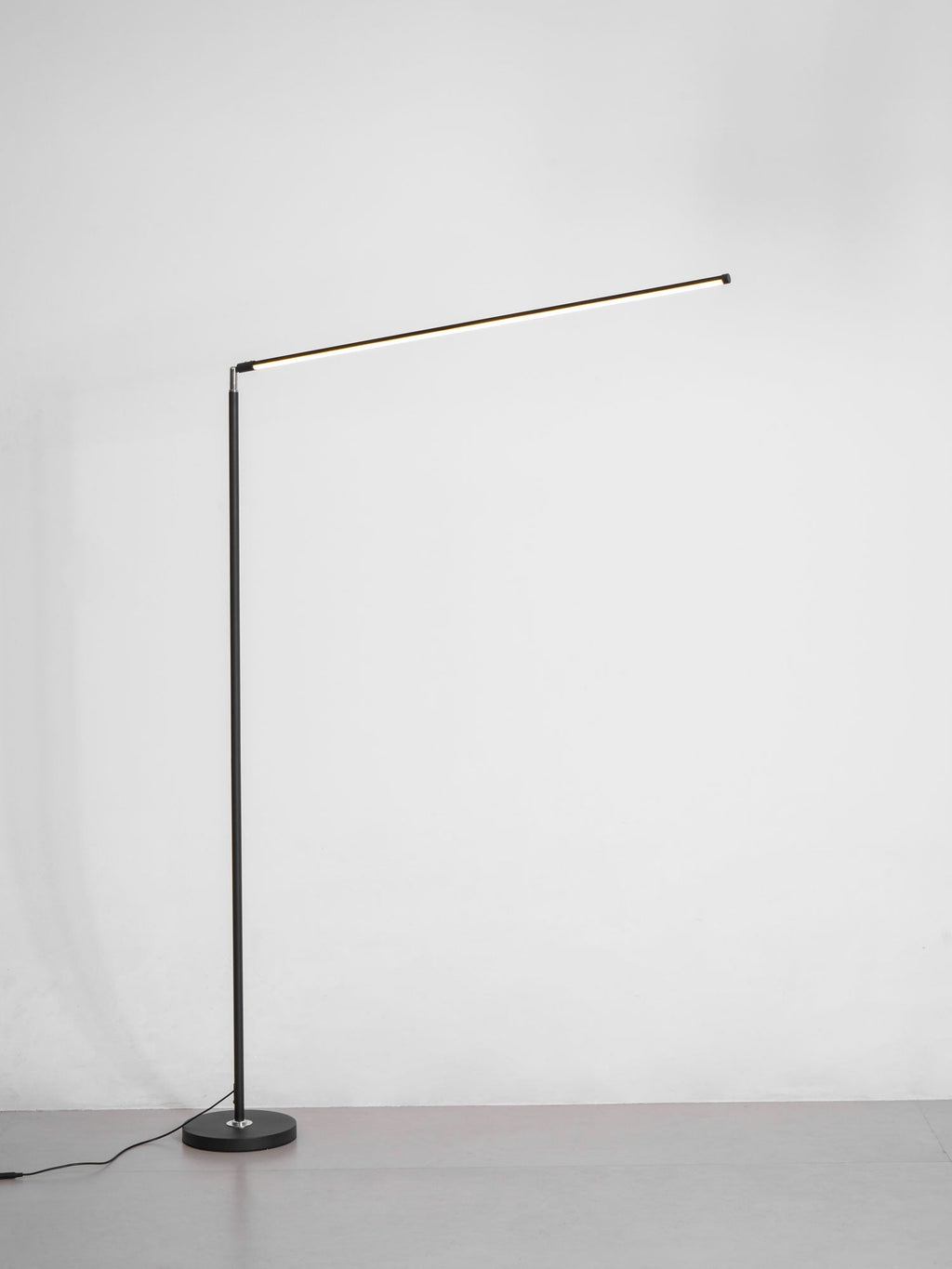 selene-slim-floor-lamp-anzaz--16