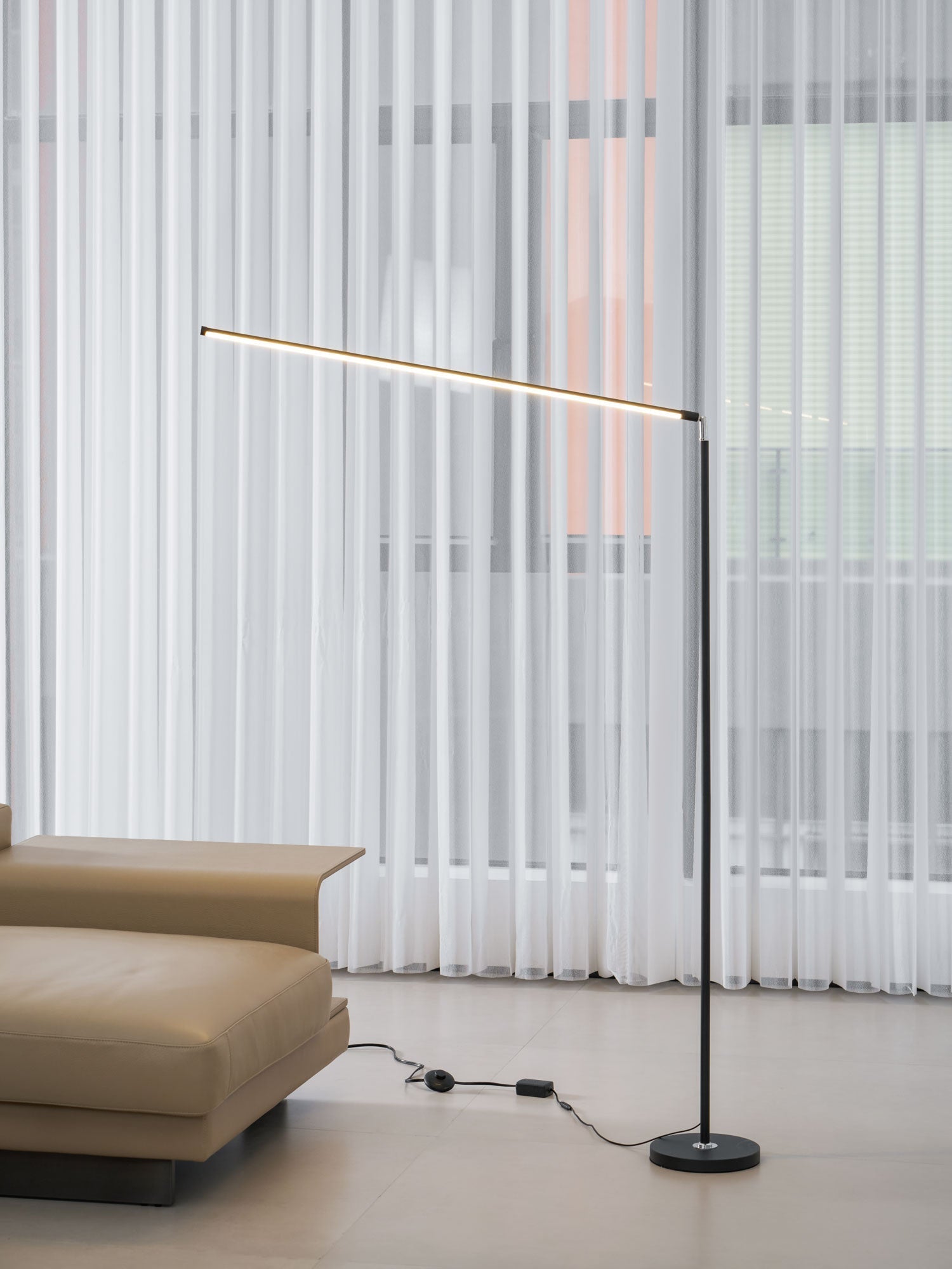 selene-slim-floor-lamp-anzaz--21