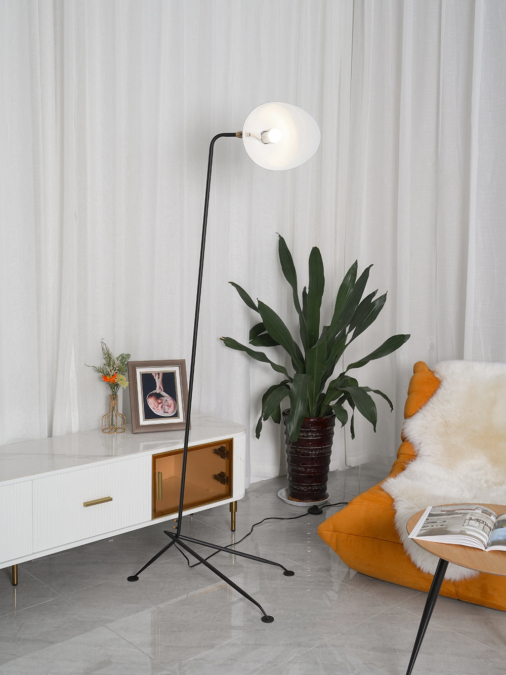 serge-mouille-floor-lamp-anzaz--44