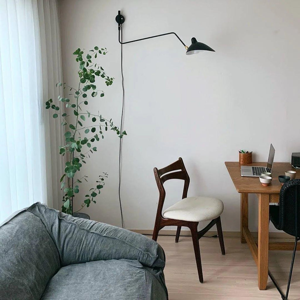 serge-mouille-plug-in-wall-lamp-anzaz-White-12