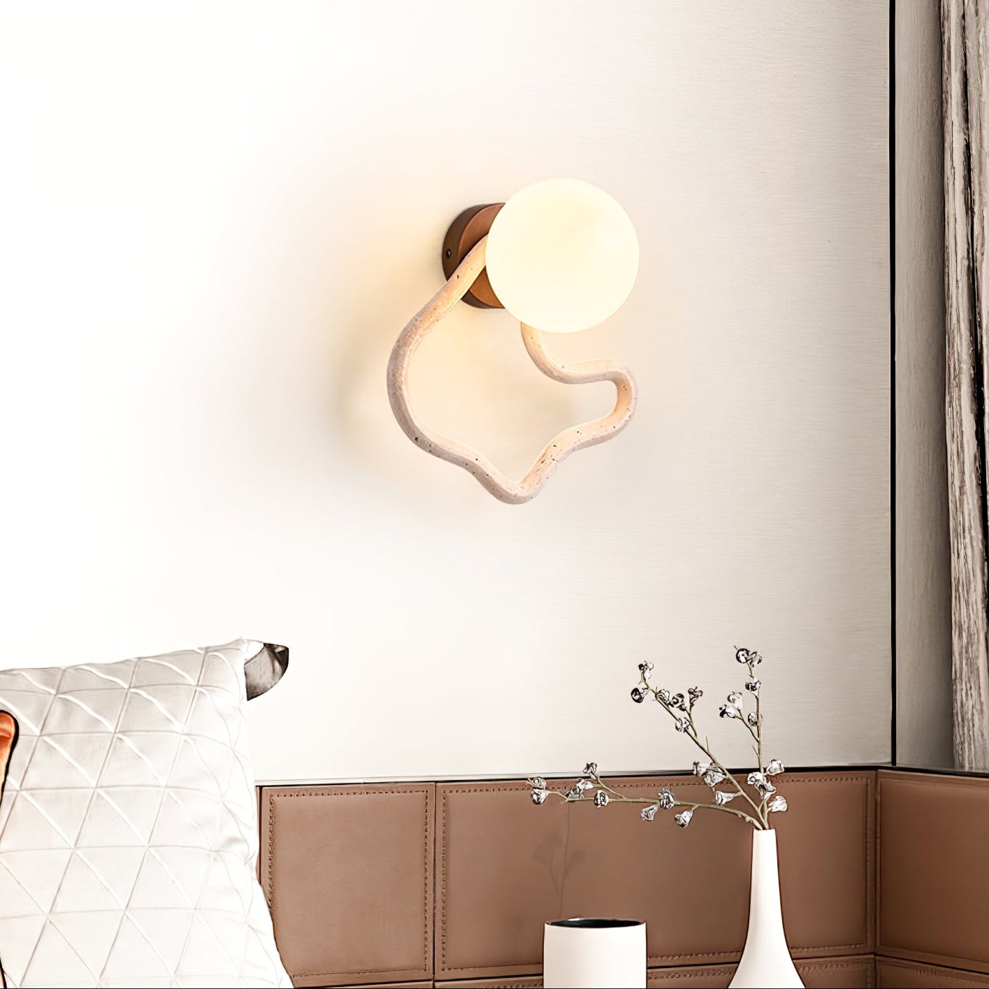 serpentine-travertine-wall-sconce-anzaz--11