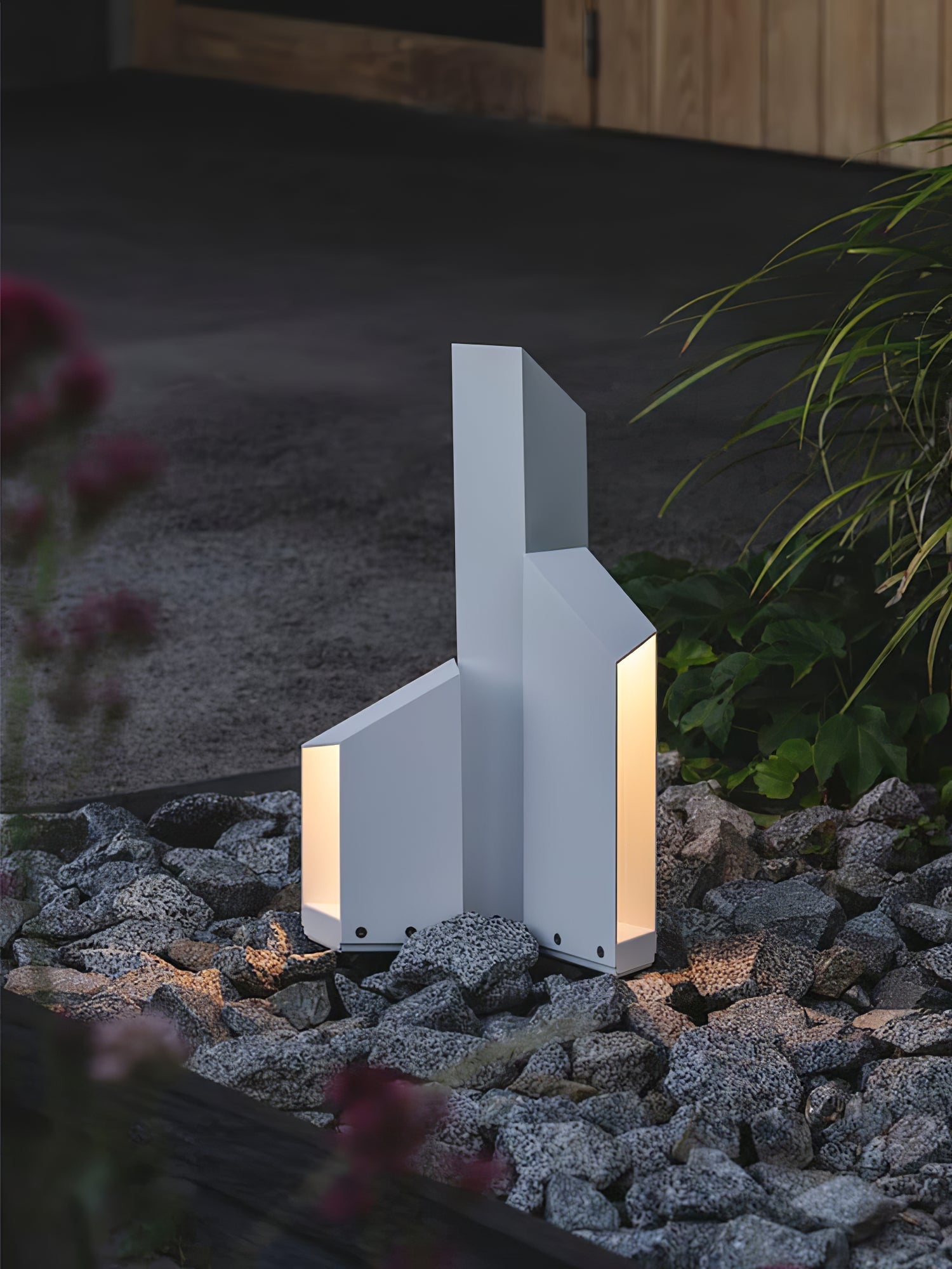 shadow-peak-outdoor-bollard-light-anzaz-White-8