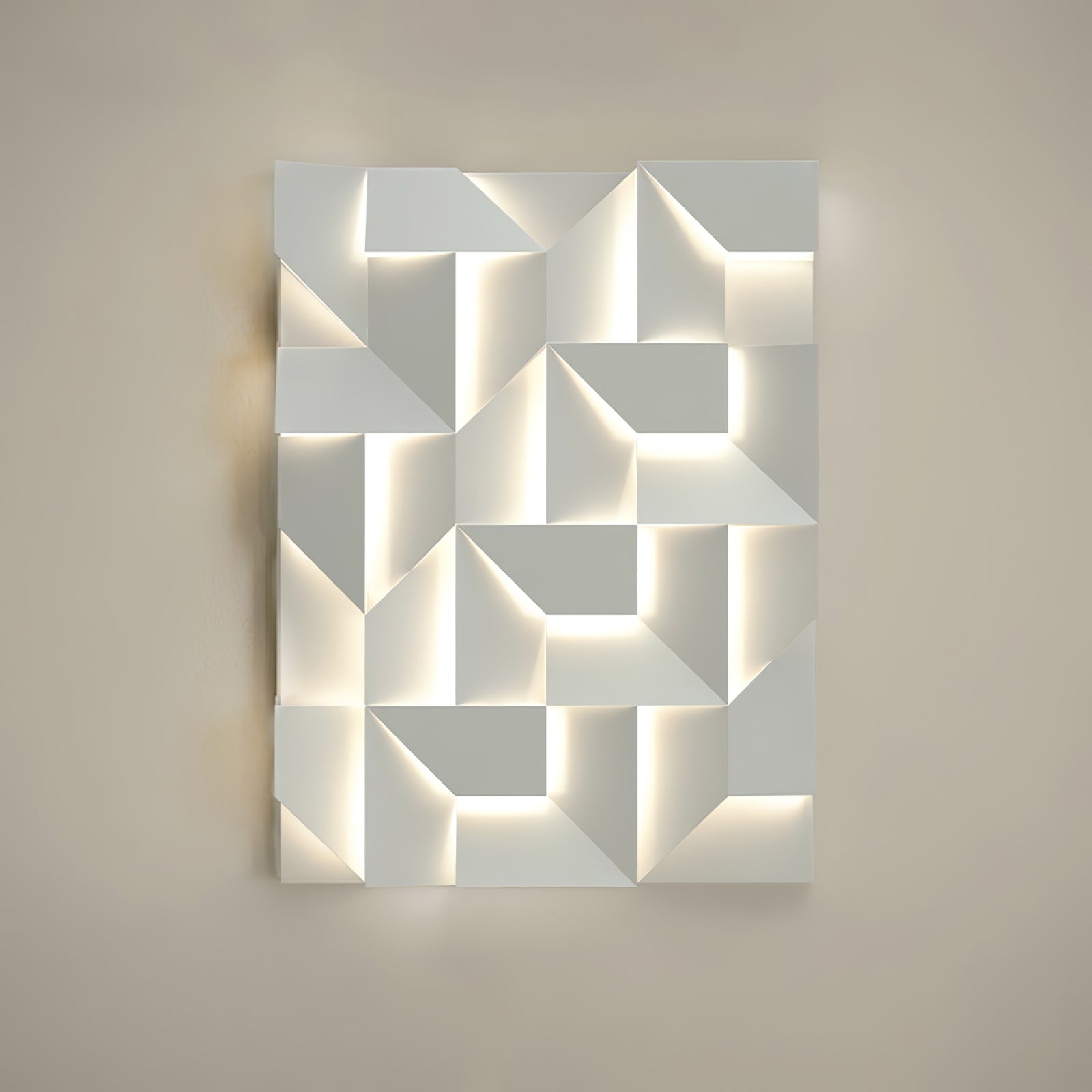 shadows-grand-plug-in-sconce-anzaz--107