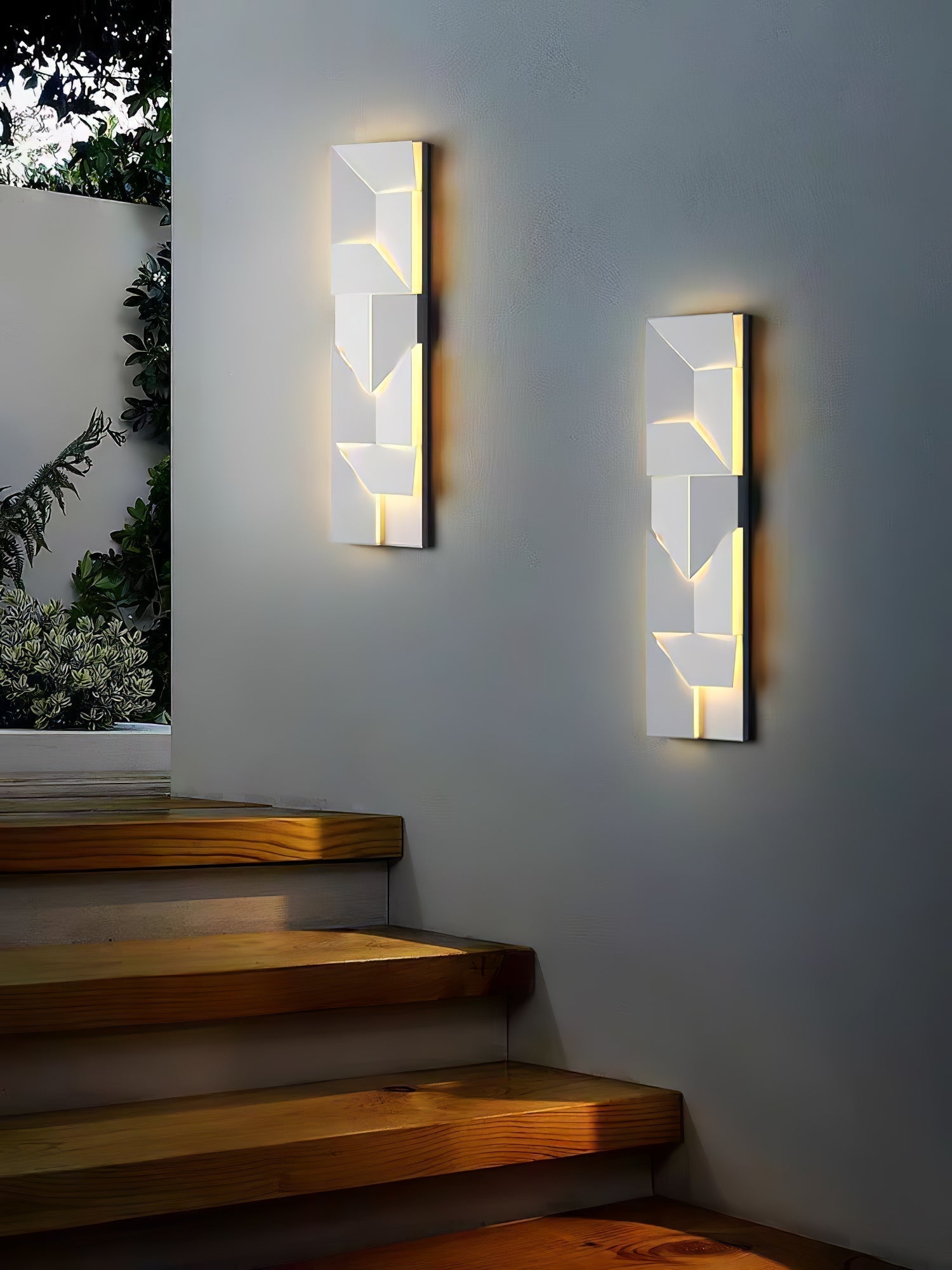 shadows-charging-grand-sconce-anzaz--117