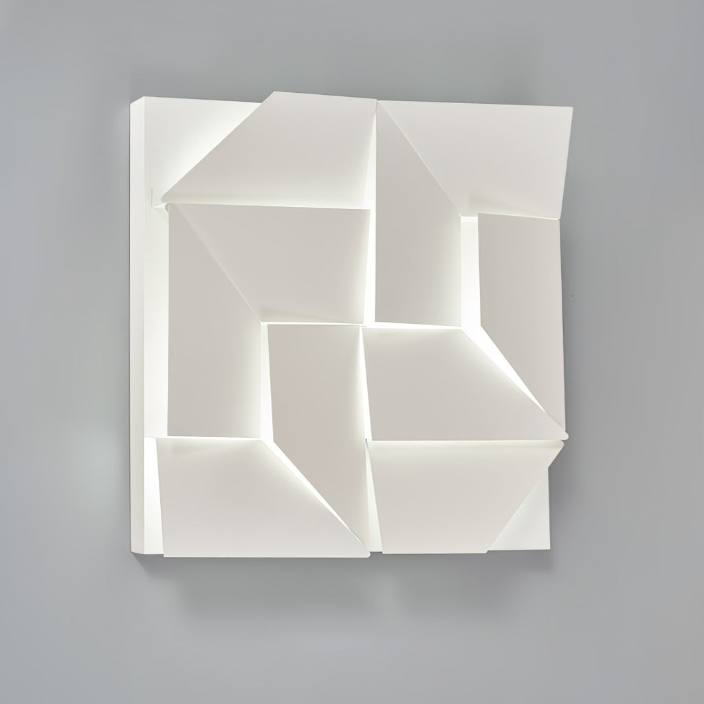shadows-grand-plug-in-sconce-anzaz--121