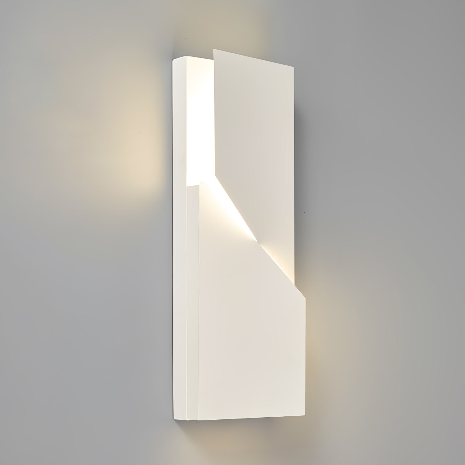 shadows-charging-grand-sconce-anzaz--145