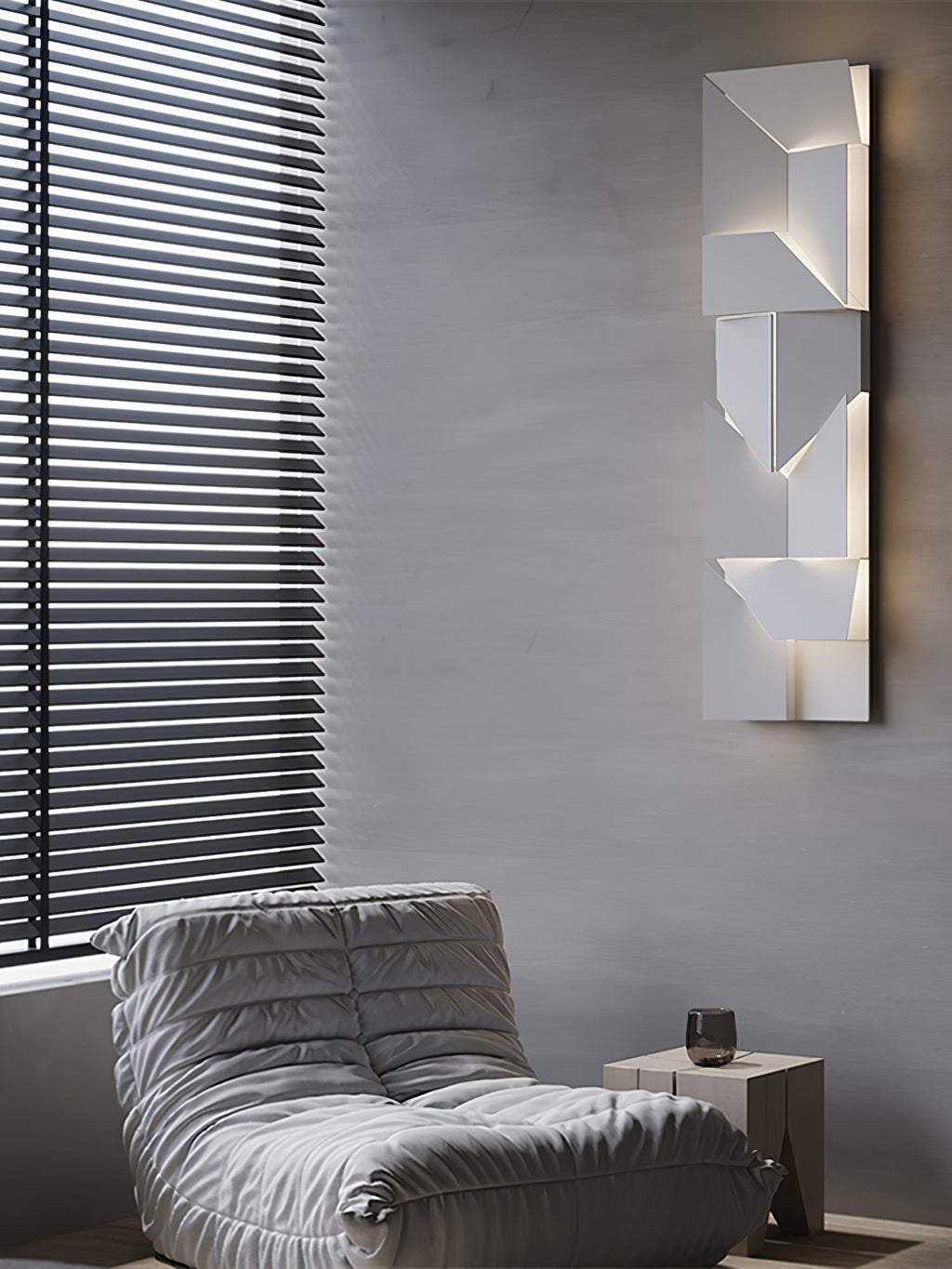 shadows-grand-plug-in-sconce-anzaz--106