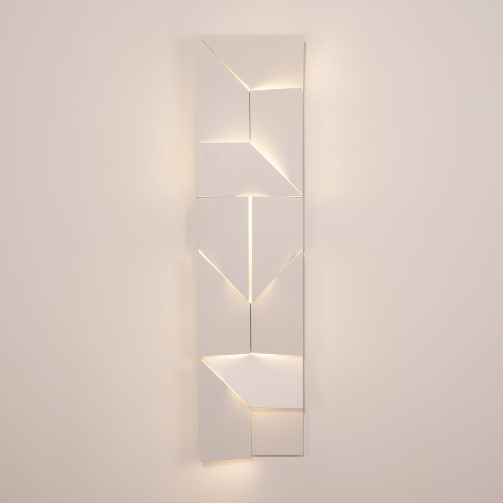 shadows-grand-plug-in-sconce-anzaz--79