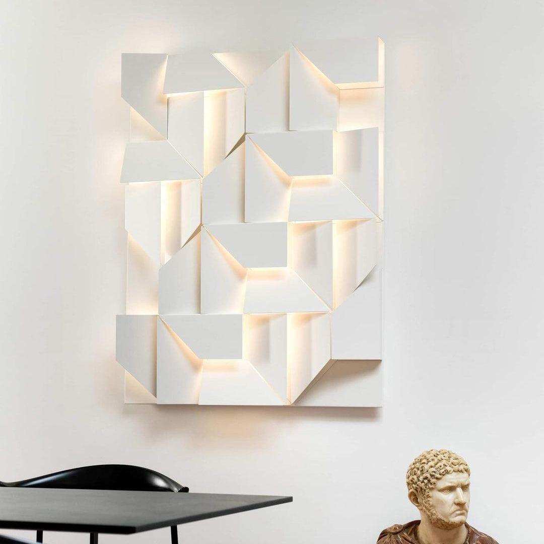shadows-grand-plug-in-sconce-anzaz--42