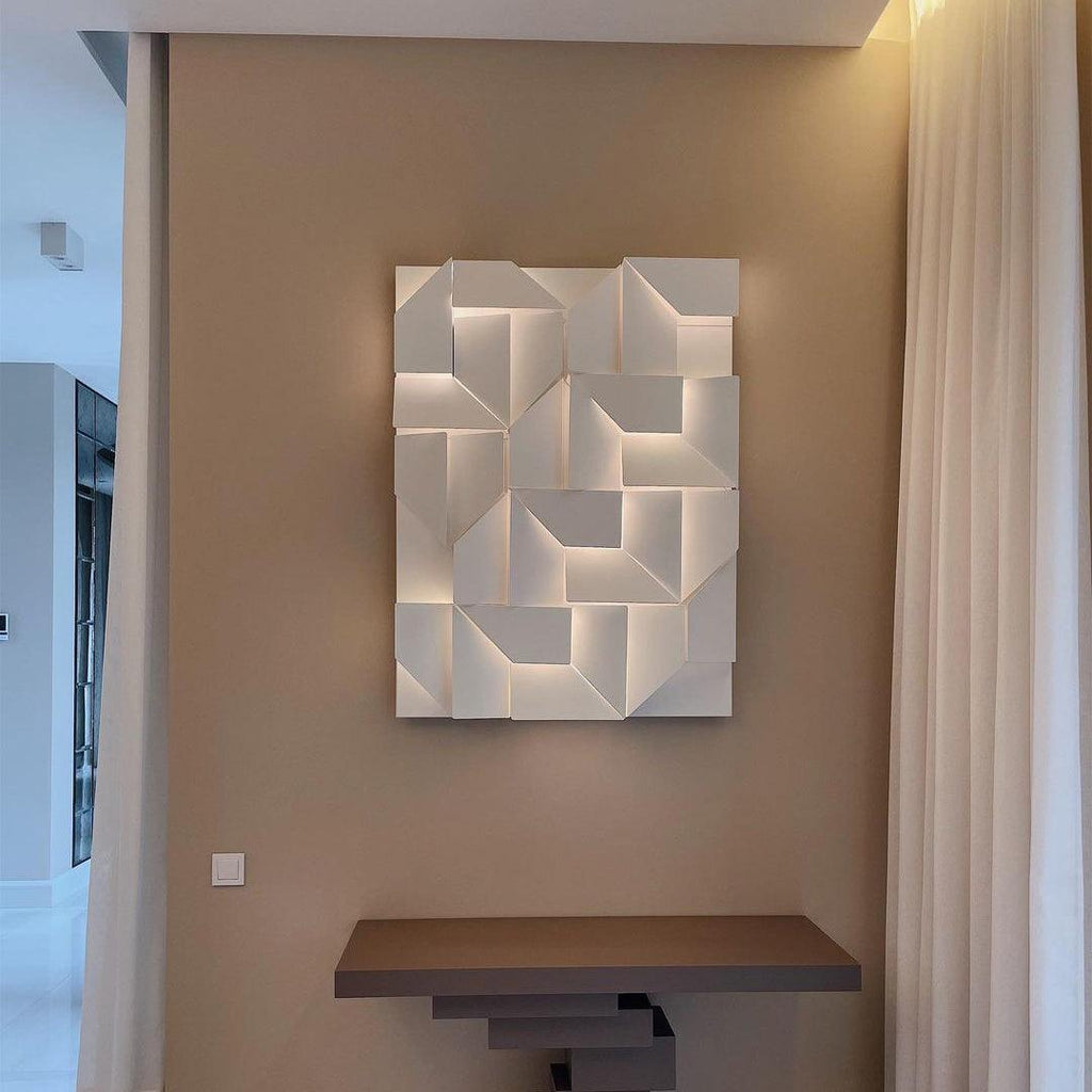 shadows-grand-plug-in-sconce-anzaz--40