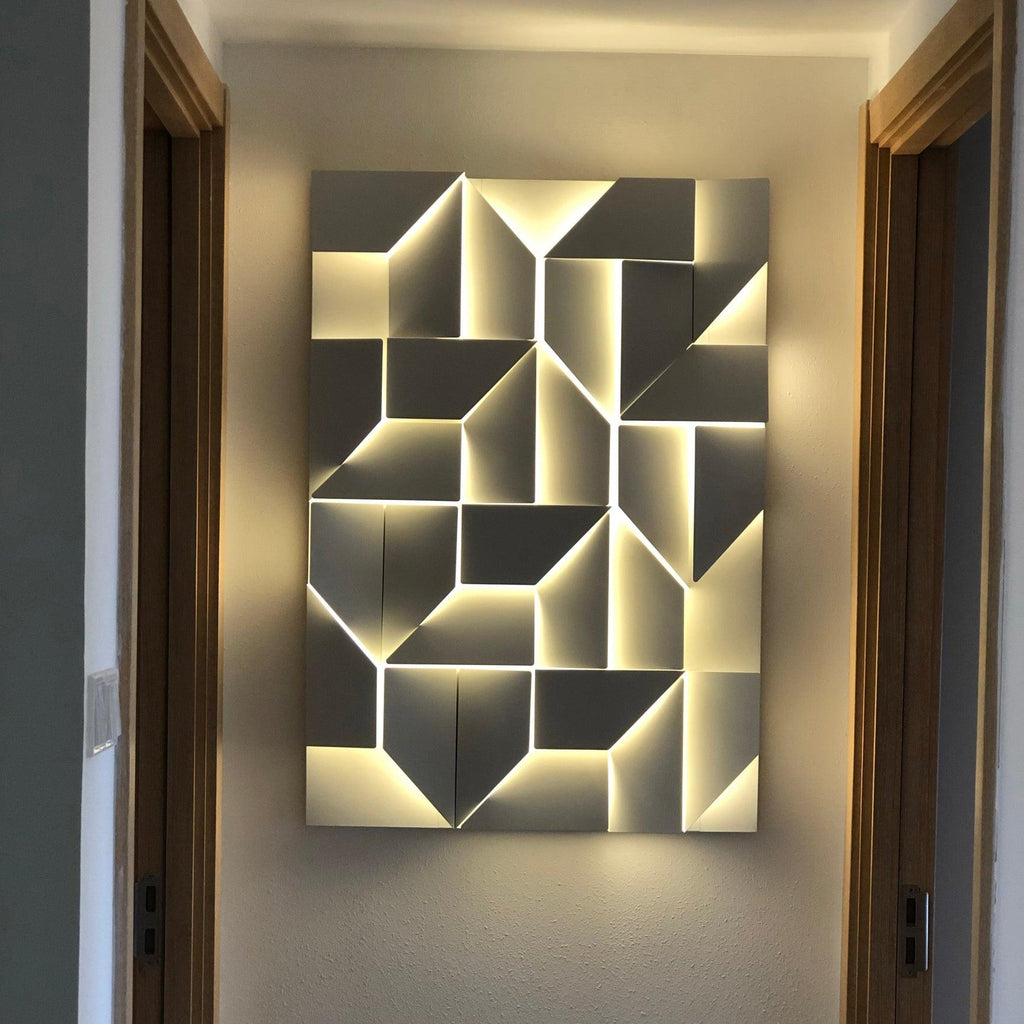 shadows-charging-grand-sconce-anzaz--50