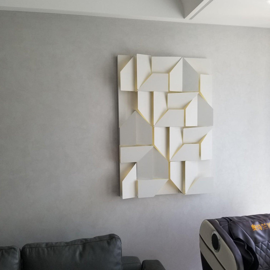 shadows-grand-plug-in-sconce-anzaz--50