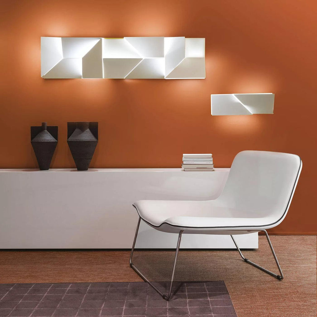 shadows-charging-grand-sconce-anzaz--21