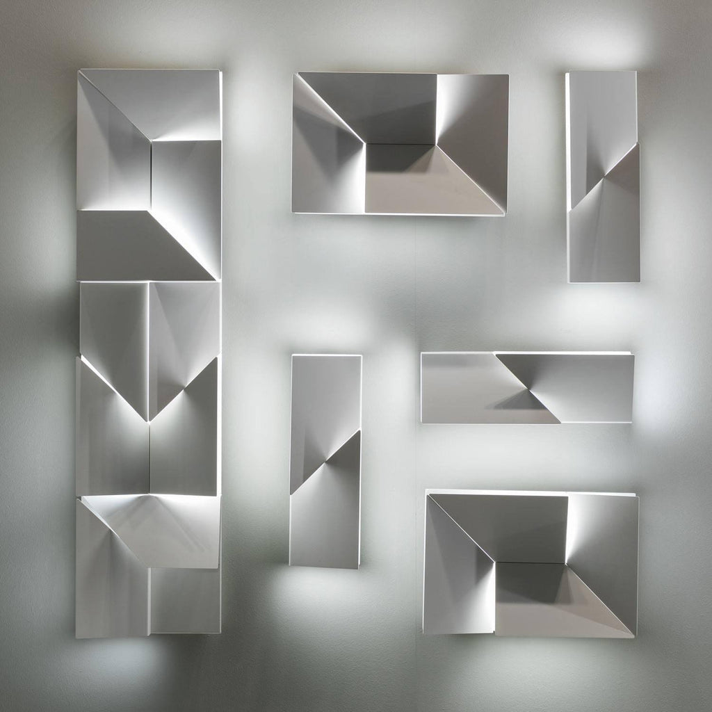 shadows-grand-plug-in-sconce-anzaz--32