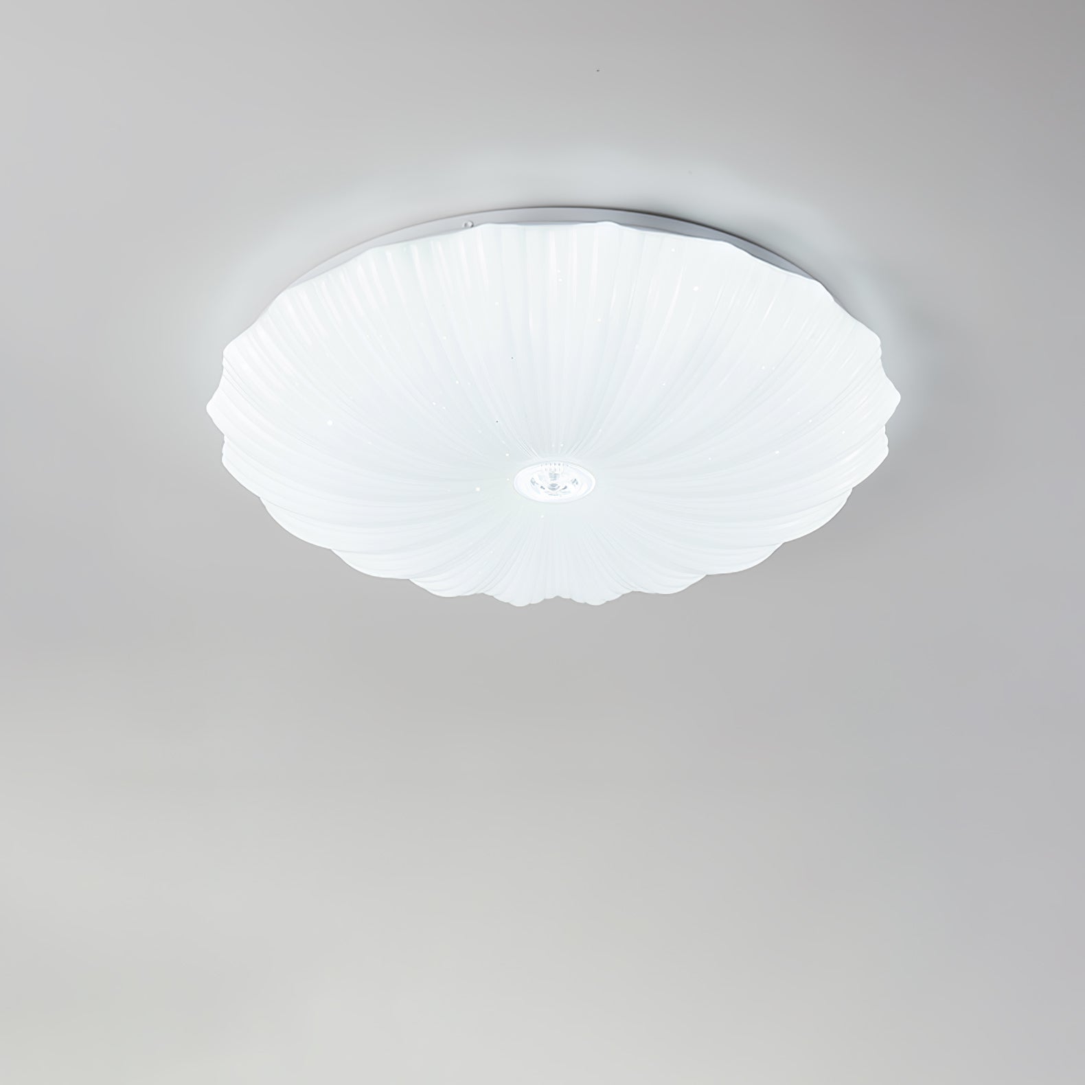 shell-acrylic-round-ceiling-lamp-anzaz--12
