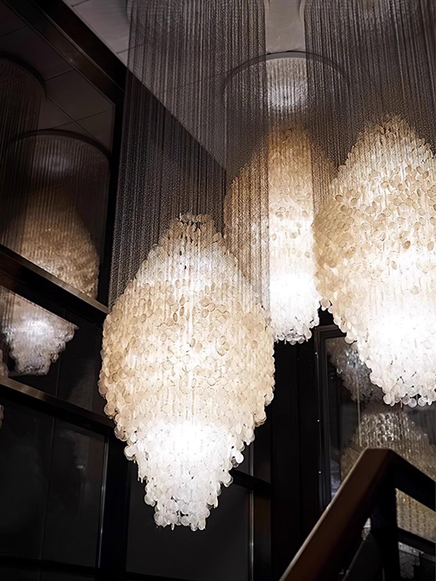 shell-waterfall-chandelier-anzaz--26