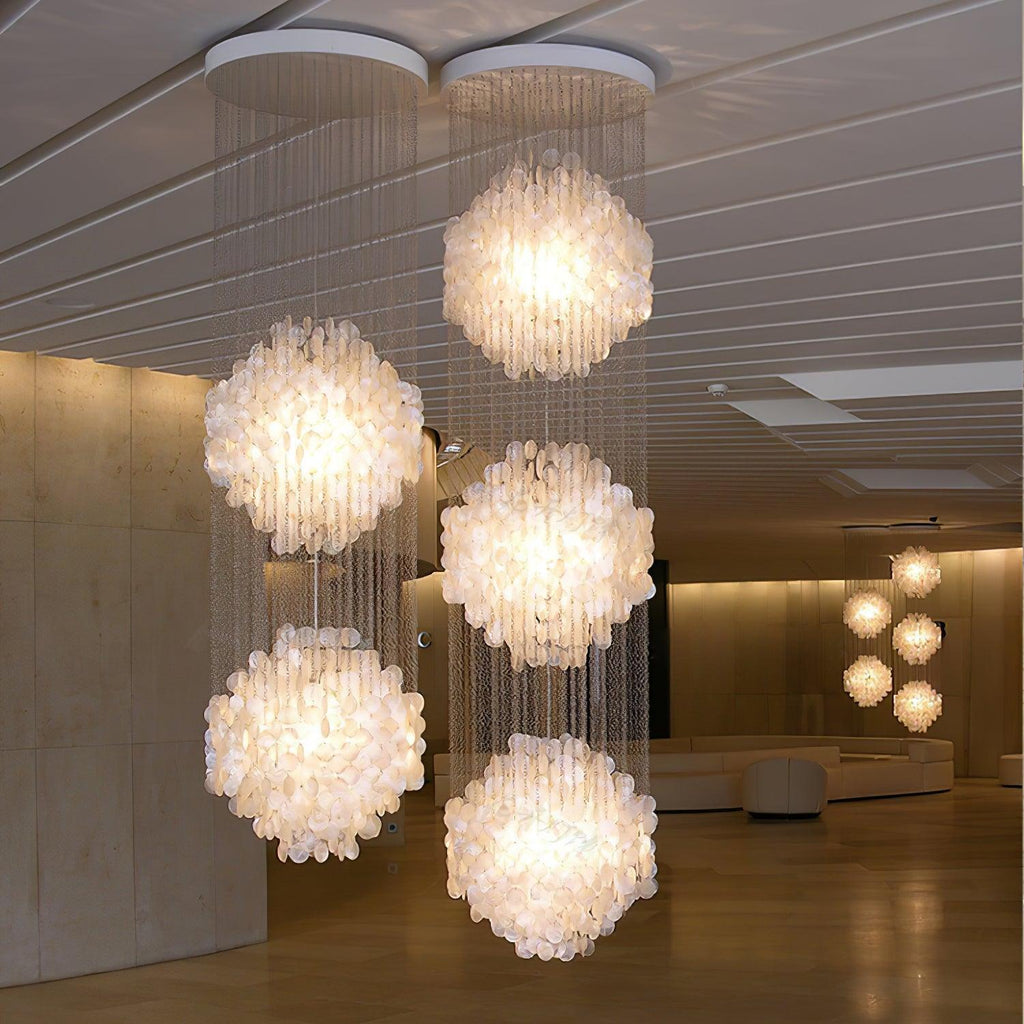 shell-waterfall-chandelier-anzaz--17