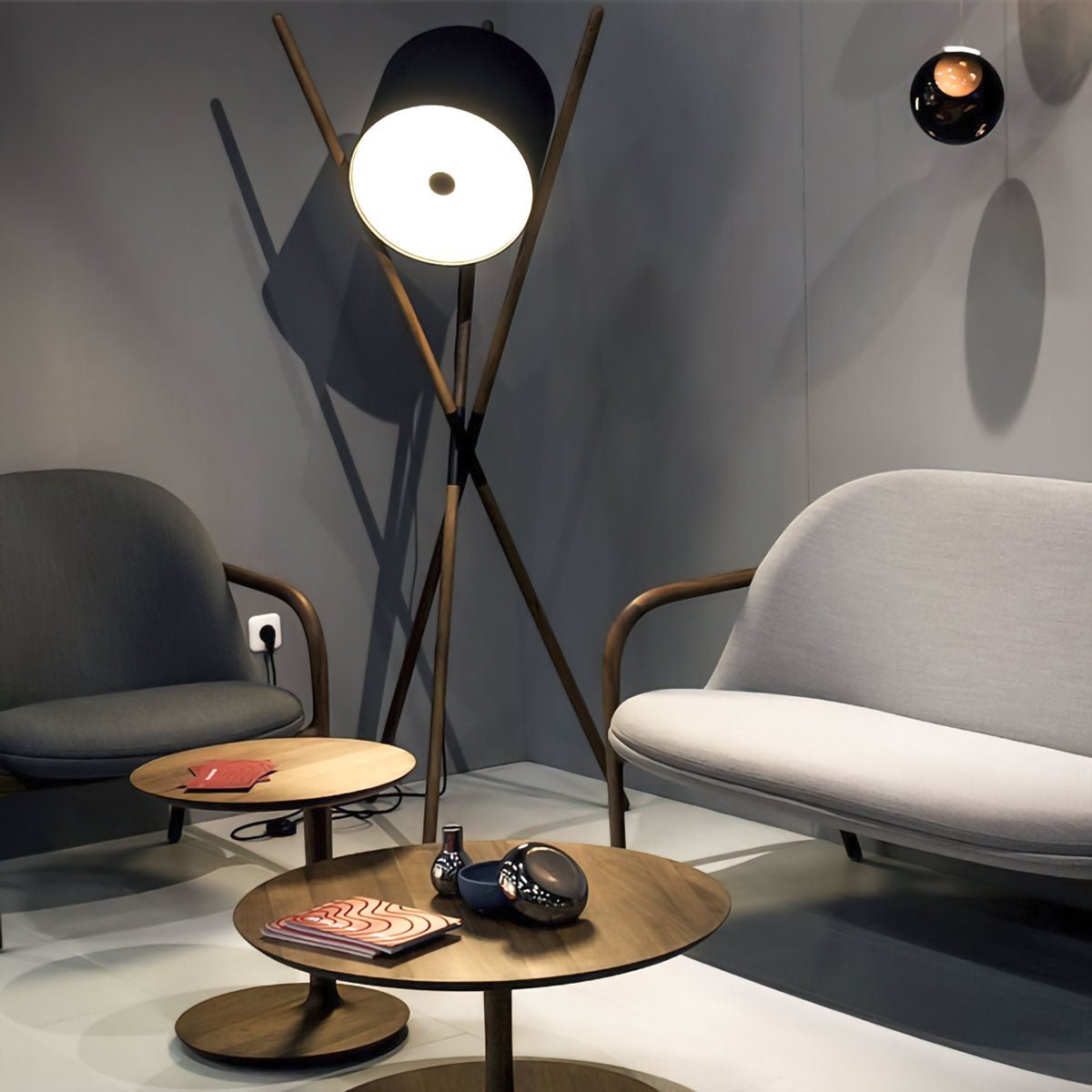 shift-lamp-floor-lamp-anzaz-Black & Drak Walnut wood-2