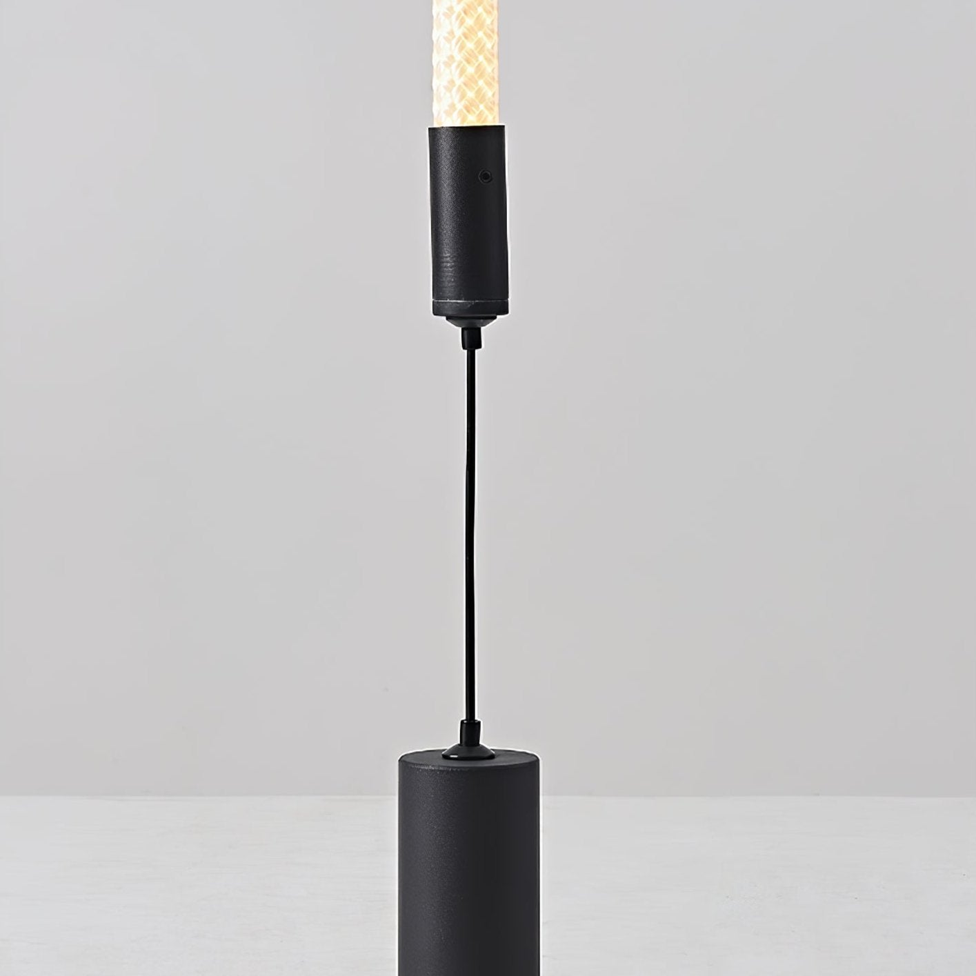 silas-vertical-pendant-light-anzaz--14