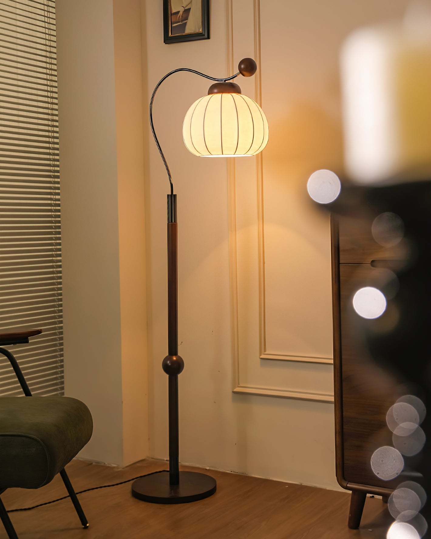 silk-globe-floor-lamp-anzaz--13
